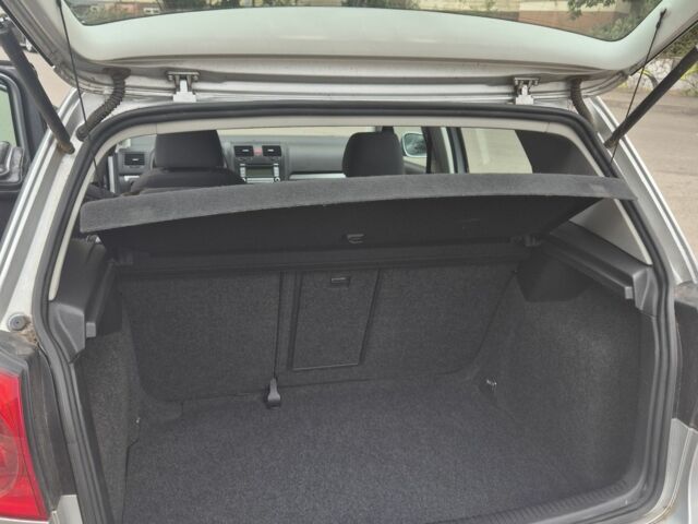 Сірий Фольксваген Гольф, об'ємом двигуна 1.4 л та пробігом 203 тис. км за 5550 $, фото 5 на Automoto.ua