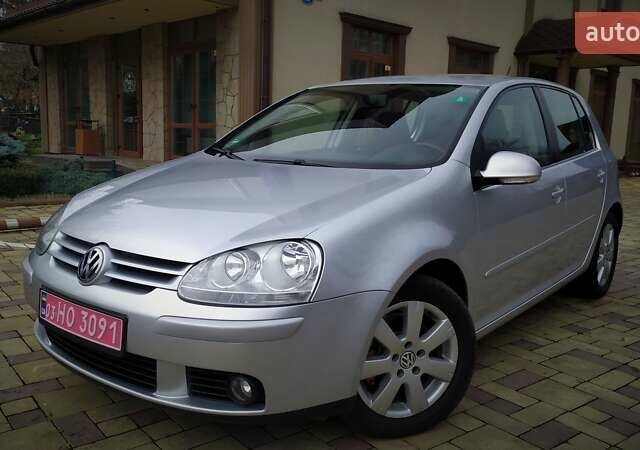 Сірий Фольксваген Гольф, об'ємом двигуна 1.6 л та пробігом 200 тис. км за 6950 $, фото 59 на Automoto.ua