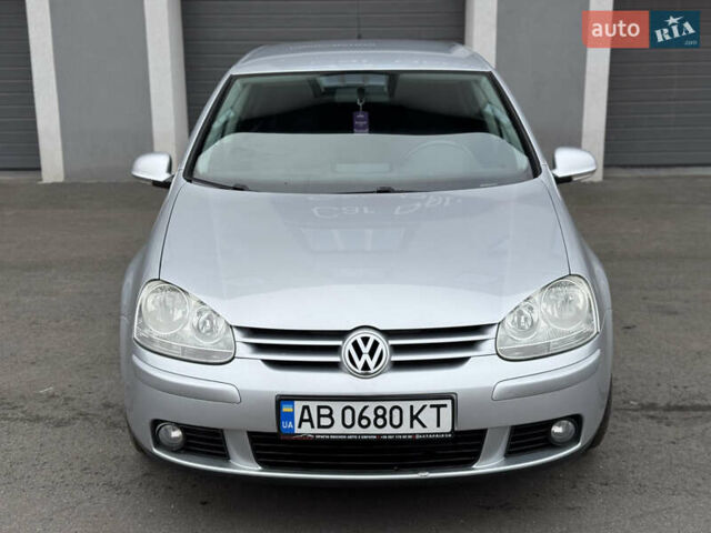 Сірий Фольксваген Гольф, об'ємом двигуна 1.4 л та пробігом 240 тис. км за 5290 $, фото 5 на Automoto.ua