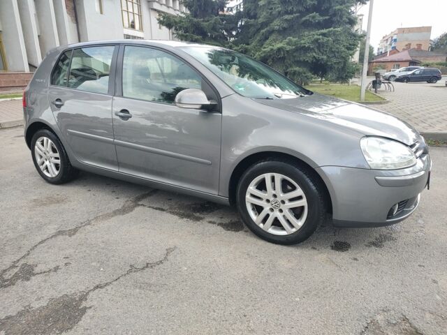 Сірий Фольксваген Гольф, об'ємом двигуна 1.4 л та пробігом 197 тис. км за 5700 $, фото 2 на Automoto.ua