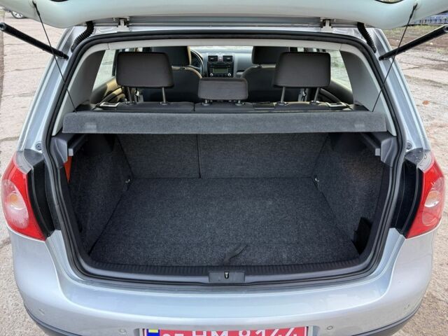 Серый Фольксваген Гольф, объемом двигателя 1.6 л и пробегом 198 тыс. км за 6500 $, фото 10 на Automoto.ua