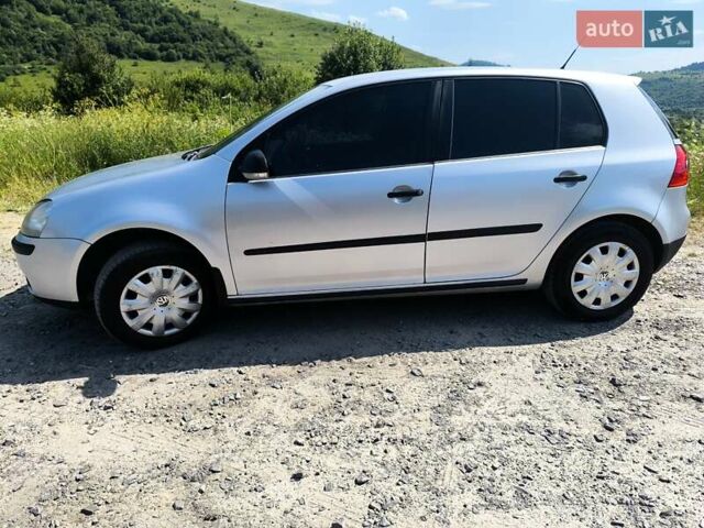 Серый Фольксваген Гольф, объемом двигателя 1.6 л и пробегом 268 тыс. км за 5900 $, фото 10 на Automoto.ua