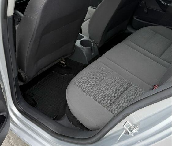 Серый Фольксваген Гольф, объемом двигателя 1.9 л и пробегом 219 тыс. км за 5199 $, фото 3 на Automoto.ua