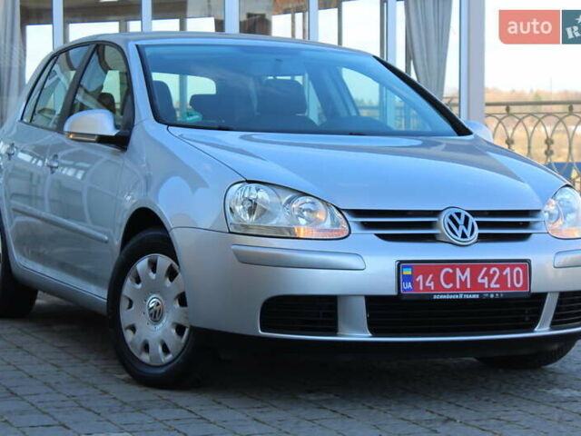 Серый Фольксваген Гольф, объемом двигателя 1.6 л и пробегом 195 тыс. км за 5890 $, фото 7 на Automoto.ua