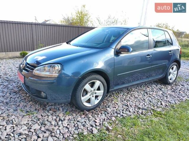 Серый Фольксваген Гольф, объемом двигателя 1.4 л и пробегом 221 тыс. км за 5600 $, фото 7 на Automoto.ua