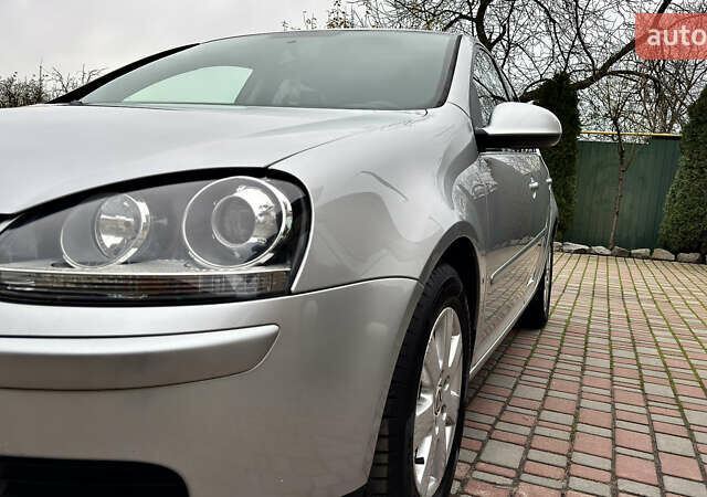 Серый Фольксваген Гольф, объемом двигателя 1.6 л и пробегом 178 тыс. км за 6556 $, фото 4 на Automoto.ua