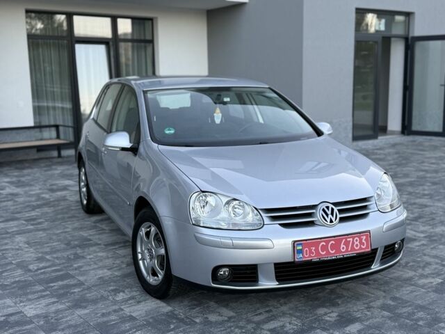 Серый Фольксваген Гольф, объемом двигателя 1.4 л и пробегом 175 тыс. км за 5700 $, фото 4 на Automoto.ua