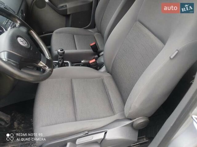 Серый Фольксваген Гольф, объемом двигателя 1.9 л и пробегом 263 тыс. км за 5800 $, фото 1 на Automoto.ua