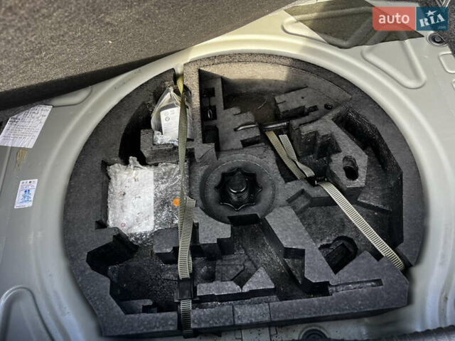 Сірий Фольксваген Гольф, об'ємом двигуна 1.4 л та пробігом 184 тис. км за 4899 $, фото 24 на Automoto.ua