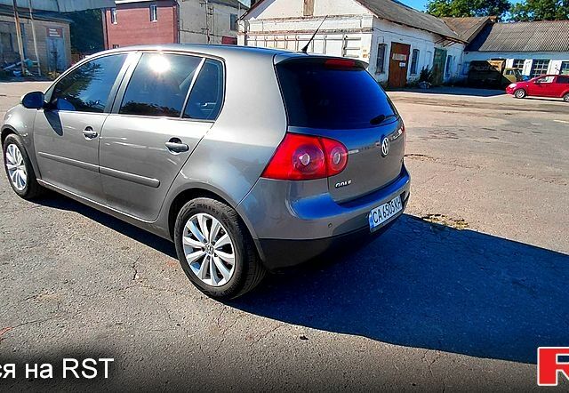 Серый Фольксваген Гольф, объемом двигателя 1.4 л и пробегом 262 тыс. км за 4650 $, фото 4 на Automoto.ua