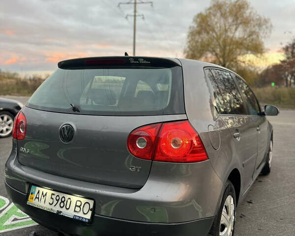 Сірий Фольксваген Гольф, об'ємом двигуна 1.39 л та пробігом 172 тис. км за 5100 $, фото 4 на Automoto.ua