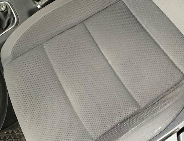 Серый Фольксваген Гольф, объемом двигателя 1.98 л и пробегом 178 тыс. км за 6000 $, фото 6 на Automoto.ua