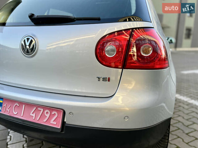 Сірий Фольксваген Гольф, об'ємом двигуна 1.4 л та пробігом 185 тис. км за 6450 $, фото 53 на Automoto.ua