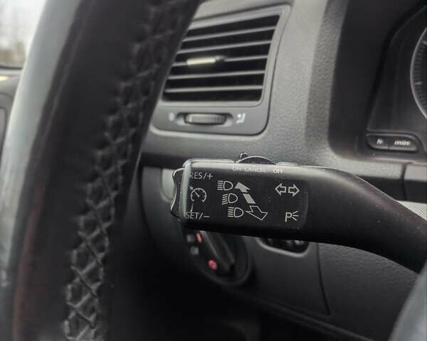 Сірий Фольксваген Гольф, об'ємом двигуна 1.4 л та пробігом 235 тис. км за 5900 $, фото 12 на Automoto.ua