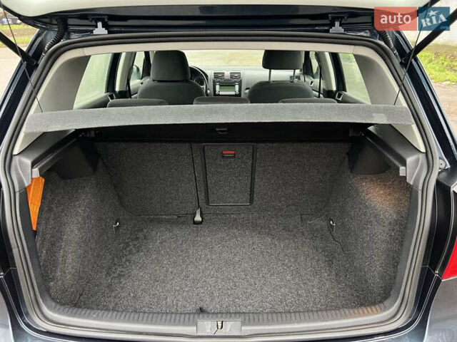 Серый Фольксваген Гольф, объемом двигателя 1.4 л и пробегом 156 тыс. км за 6900 $, фото 7 на Automoto.ua