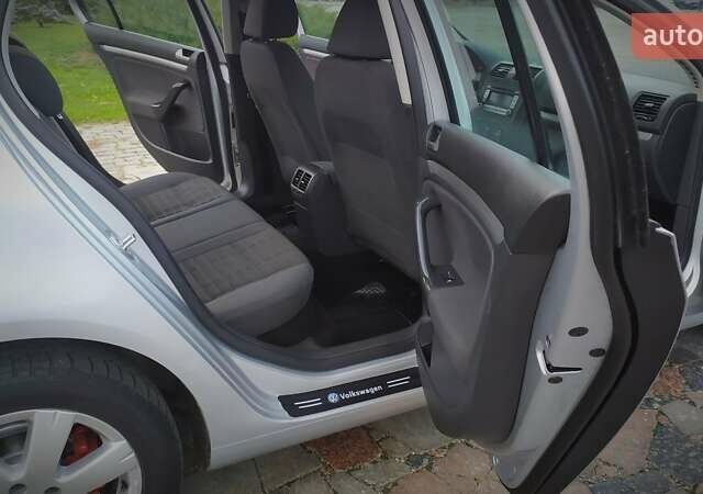 Серый Фольксваген Гольф, объемом двигателя 0 л и пробегом 200 тыс. км за 7100 $, фото 132 на Automoto.ua