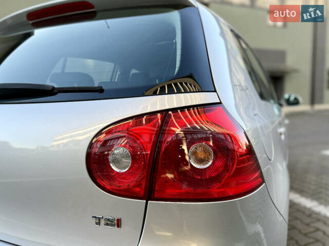 Сірий Фольксваген Гольф, об'ємом двигуна 1.4 л та пробігом 185 тис. км за 6450 $, фото 54 на Automoto.ua