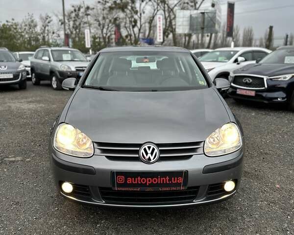 Серый Фольксваген Гольф, объемом двигателя 1.4 л и пробегом 233 тыс. км за 6750 $, фото 1 на Automoto.ua