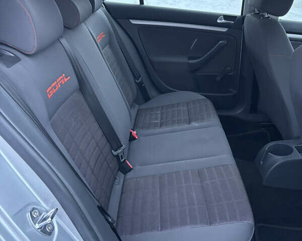 Серый Фольксваген Гольф, объемом двигателя 1.4 л и пробегом 209 тыс. км за 5650 $, фото 22 на Automoto.ua