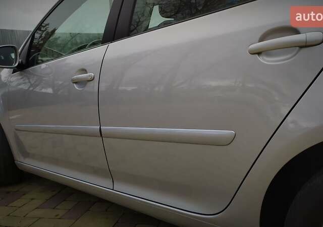 Сірий Фольксваген Гольф, об'ємом двигуна 1.6 л та пробігом 200 тис. км за 6950 $, фото 91 на Automoto.ua