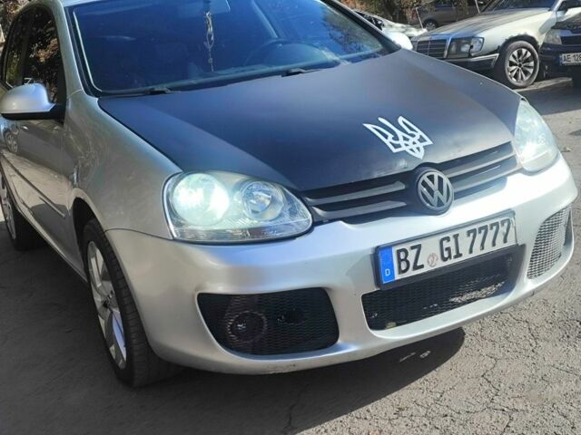 Сірий Фольксваген Гольф, об'ємом двигуна 1.4 л та пробігом 220 тис. км за 3000 $, фото 1 на Automoto.ua