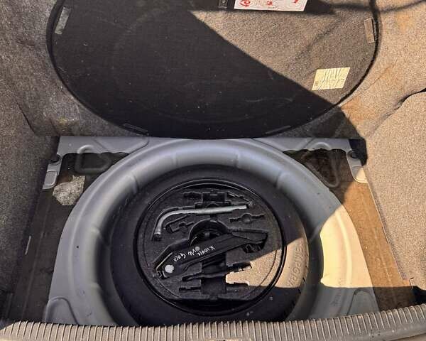 Серый Фольксваген Гольф, объемом двигателя 1.9 л и пробегом 410 тыс. км за 5800 $, фото 14 на Automoto.ua