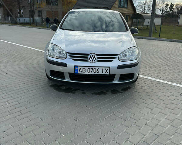 Серый Фольксваген Гольф, объемом двигателя 1.6 л и пробегом 220 тыс. км за 6350 $, фото 9 на Automoto.ua