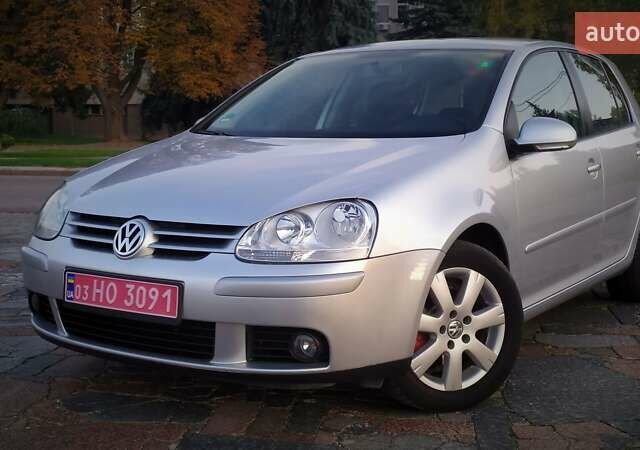 Серый Фольксваген Гольф, объемом двигателя 0 л и пробегом 200 тыс. км за 7100 $, фото 87 на Automoto.ua