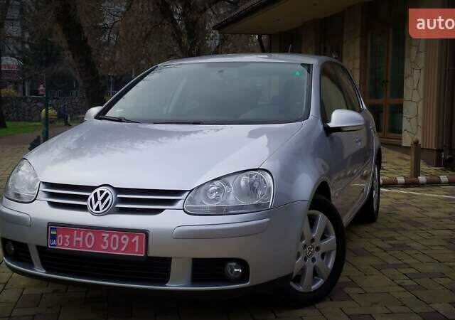 Сірий Фольксваген Гольф, об'ємом двигуна 1.6 л та пробігом 200 тис. км за 6950 $, фото 77 на Automoto.ua