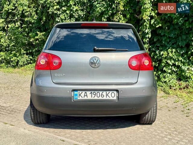 Сірий Фольксваген Гольф, об'ємом двигуна 1.39 л та пробігом 240 тис. км за 6200 $, фото 5 на Automoto.ua