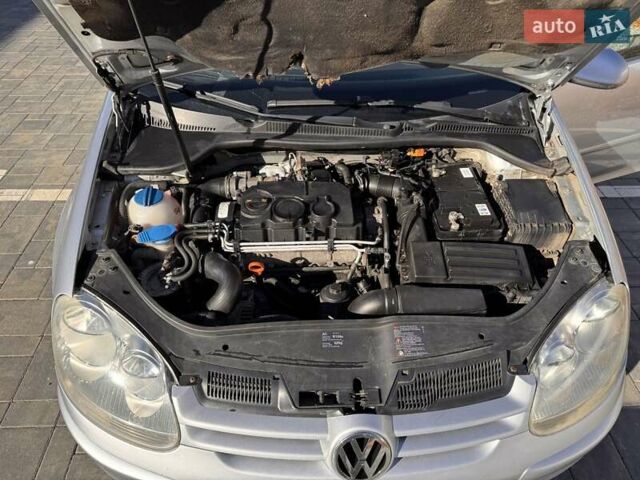 Серый Фольксваген Гольф, объемом двигателя 1.9 л и пробегом 410 тыс. км за 5800 $, фото 16 на Automoto.ua
