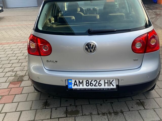 Сірий Фольксваген Гольф, об'ємом двигуна 1.6 л та пробігом 245 тис. км за 6200 $, фото 2 на Automoto.ua