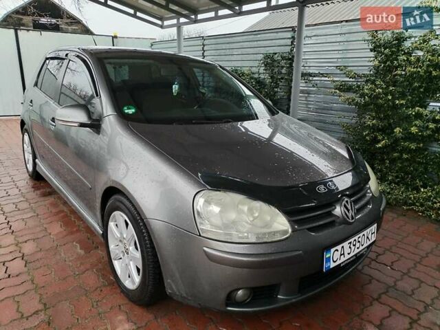 Сірий Фольксваген Гольф, об'ємом двигуна 1.39 л та пробігом 240 тис. км за 5600 $, фото 3 на Automoto.ua