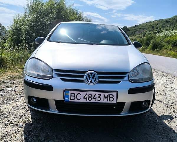 Серый Фольксваген Гольф, объемом двигателя 1.6 л и пробегом 268 тыс. км за 5900 $, фото 3 на Automoto.ua