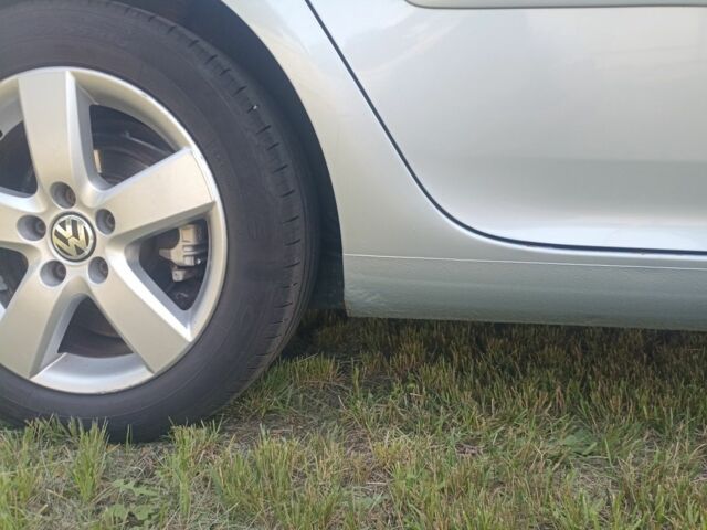 Серый Фольксваген Гольф, объемом двигателя 1.6 л и пробегом 236 тыс. км за 5500 $, фото 6 на Automoto.ua