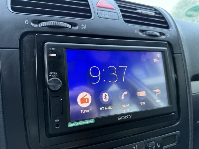 Серый Фольксваген Гольф, объемом двигателя 1.4 л и пробегом 175 тыс. км за 5700 $, фото 17 на Automoto.ua