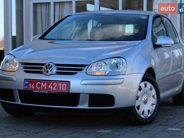 Серый Фольксваген Гольф, объемом двигателя 1.6 л и пробегом 195 тыс. км за 5890 $, фото 10 на Automoto.ua