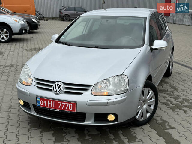 Серый Фольксваген Гольф, объемом двигателя 1.6 л и пробегом 212 тыс. км за 6450 $, фото 4 на Automoto.ua