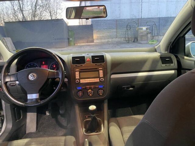 Серый Фольксваген Гольф, объемом двигателя 1.4 л и пробегом 166 тыс. км за 5250 $, фото 5 на Automoto.ua