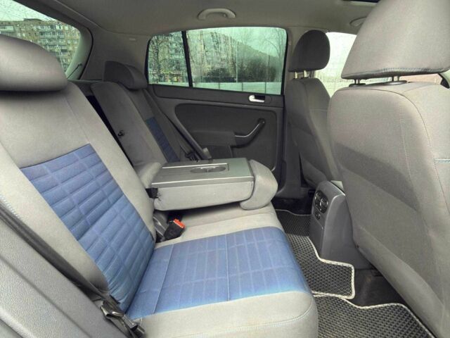 Сірий Фольксваген Гольф, об'ємом двигуна 2 л та пробігом 278 тис. км за 6700 $, фото 13 на Automoto.ua