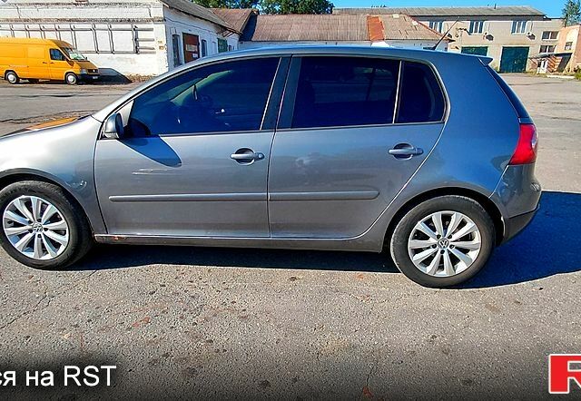 Серый Фольксваген Гольф, объемом двигателя 1.4 л и пробегом 262 тыс. км за 4650 $, фото 7 на Automoto.ua