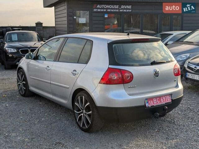 Серый Фольксваген Гольф, объемом двигателя 1.6 л и пробегом 244 тыс. км за 5950 $, фото 19 на Automoto.ua