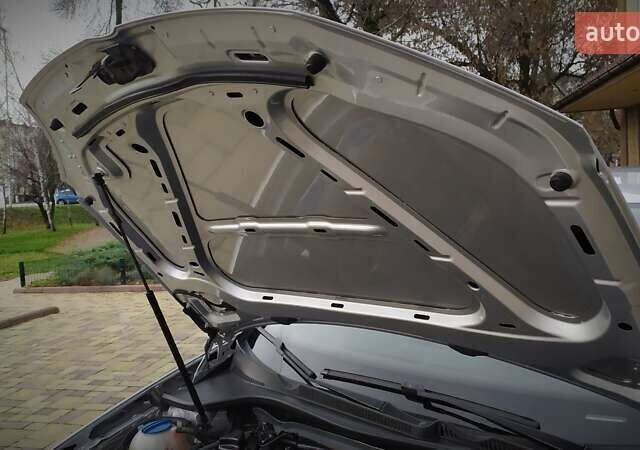 Сірий Фольксваген Гольф, об'ємом двигуна 1.6 л та пробігом 200 тис. км за 6950 $, фото 172 на Automoto.ua