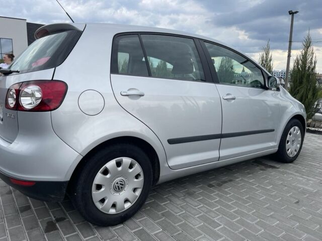 Сірий Фольксваген Гольф, об'ємом двигуна 1.6 л та пробігом 240 тис. км за 6100 $, фото 6 на Automoto.ua