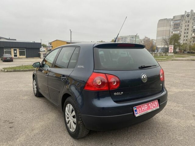 Серый Фольксваген Гольф, объемом двигателя 1.6 л и пробегом 240 тыс. км за 5999 $, фото 2 на Automoto.ua
