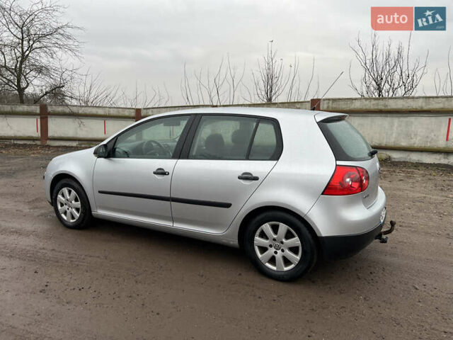 Сірий Фольксваген Гольф, об'ємом двигуна 1.4 л та пробігом 195 тис. км за 5050 $, фото 7 на Automoto.ua