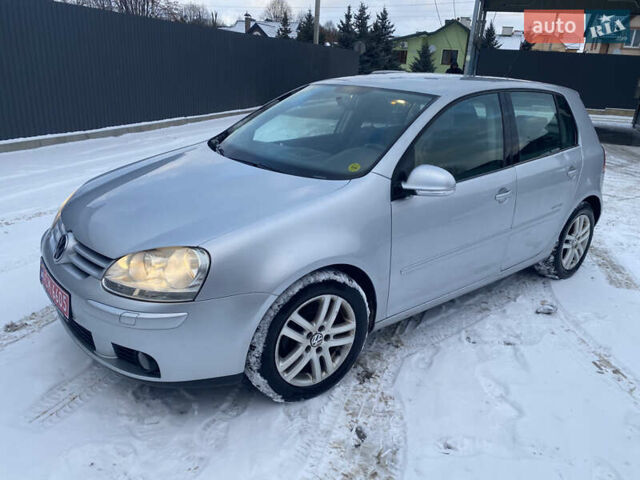 Серый Фольксваген Гольф, объемом двигателя 1.4 л и пробегом 166 тыс. км за 5500 $, фото 1 на Automoto.ua