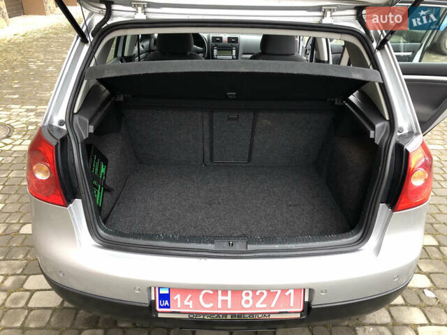 Сірий Фольксваген Гольф, об'ємом двигуна 1.6 л та пробігом 256 тис. км за 5999 $, фото 9 на Automoto.ua