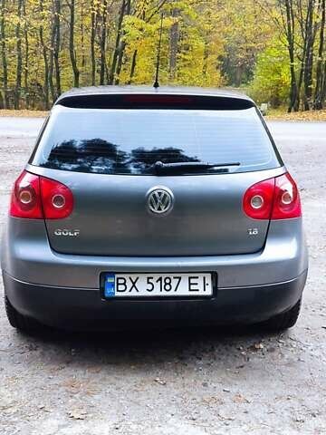 Сірий Фольксваген Гольф, об'ємом двигуна 1.6 л та пробігом 250 тис. км за 4500 $, фото 11 на Automoto.ua