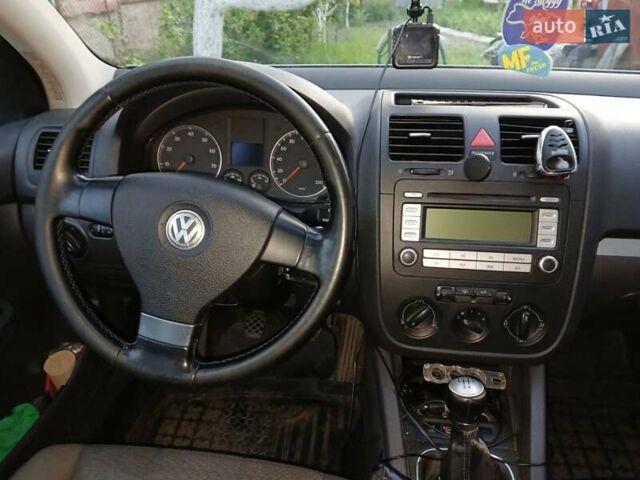 Серый Фольксваген Гольф, объемом двигателя 1.4 л и пробегом 307 тыс. км за 4700 $, фото 4 на Automoto.ua
